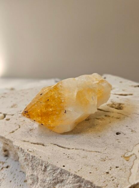 Citrine point 5 Small Citrine point in side profile showing its full length