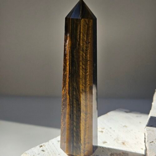 Tiger's Eye Generator